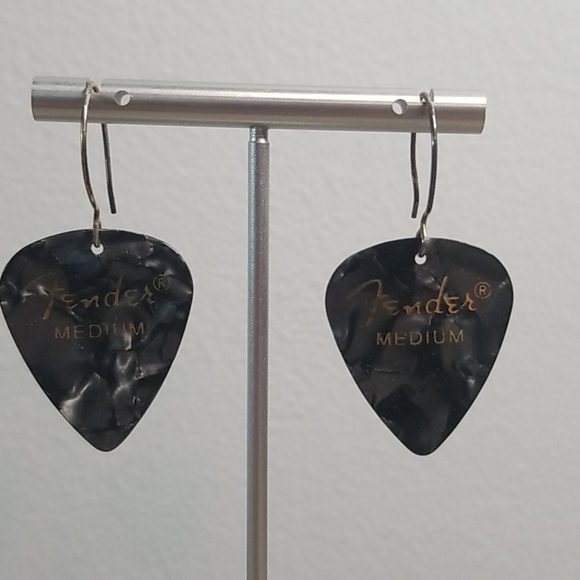 Fender Guitar pick earrings - Picture 2 of 5